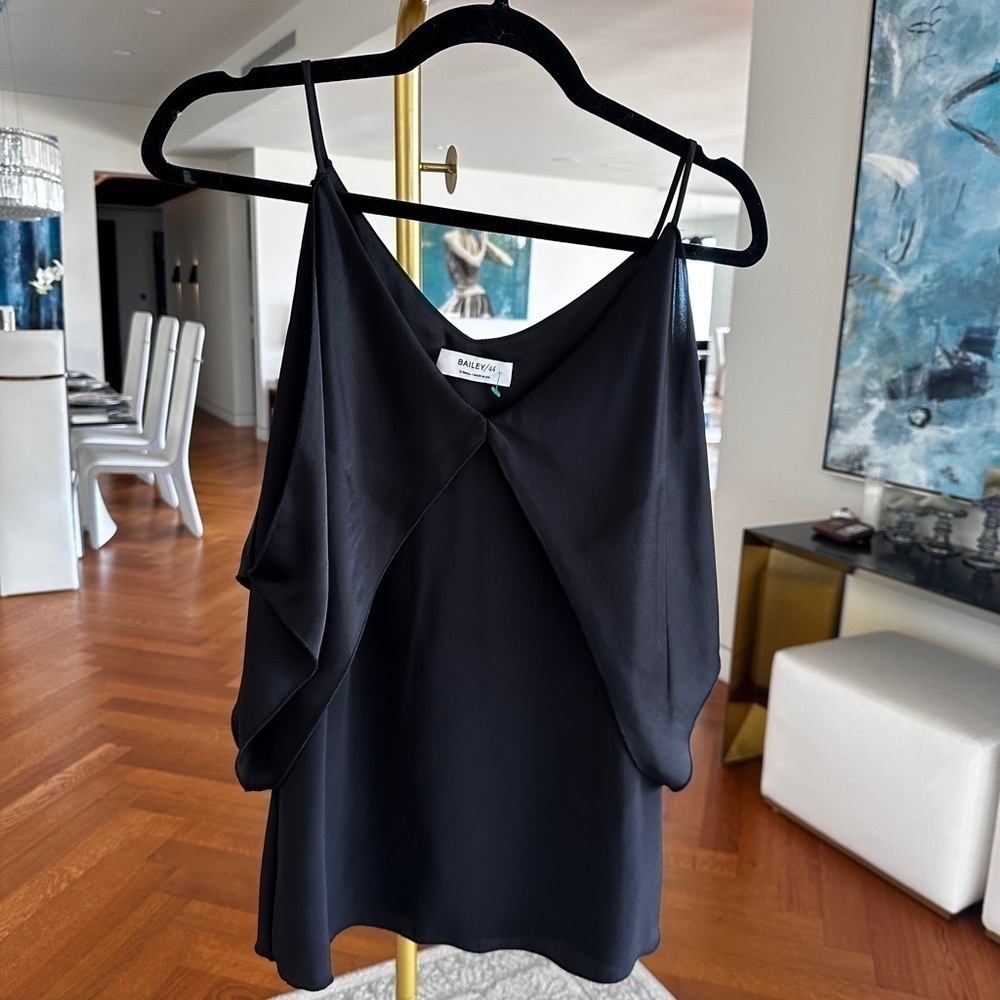 Bailey 44 Kate Cold Shoulder Satin Cami Top Navy Size XS Cut Out V Neck Blouse
